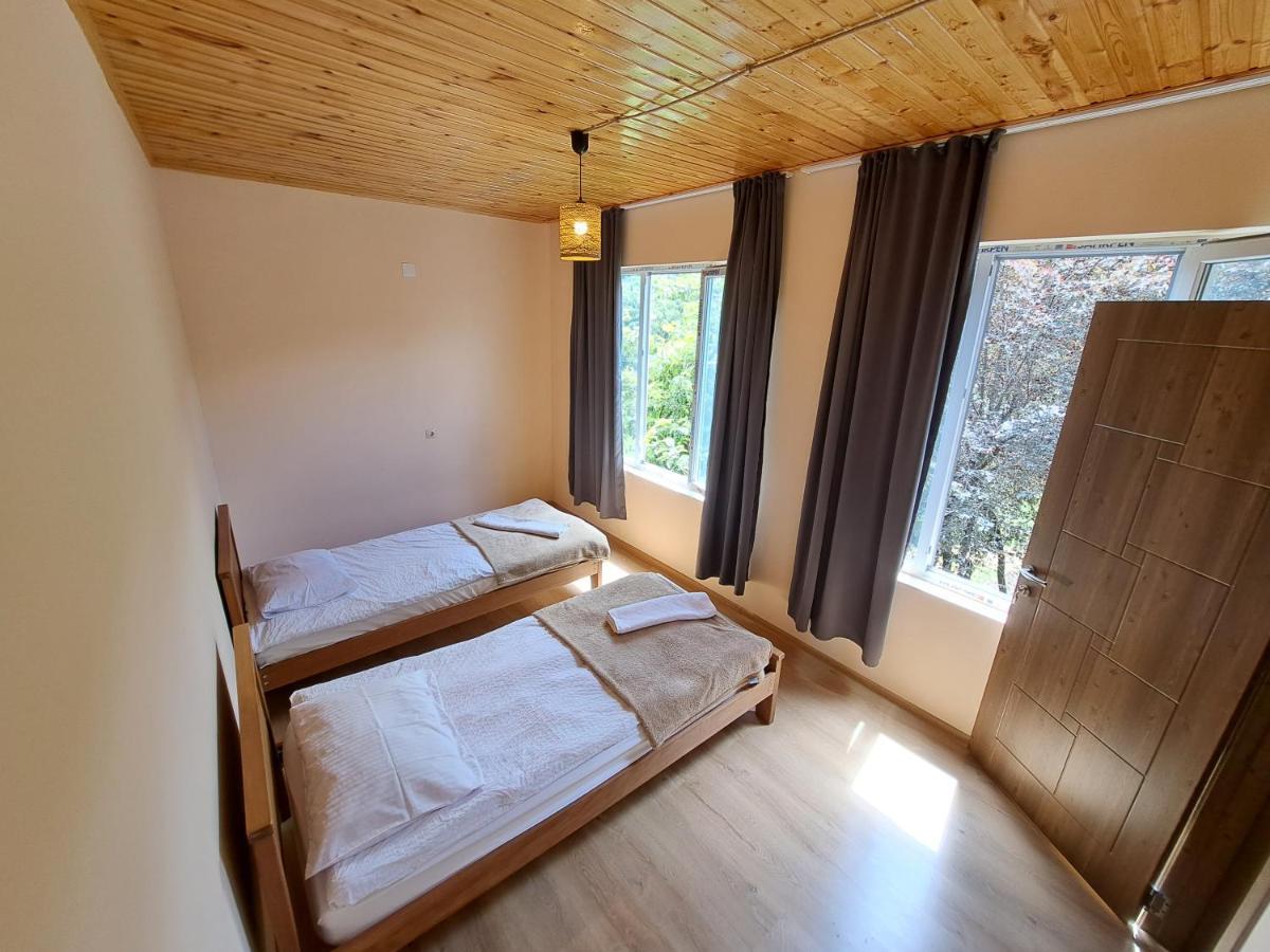 Guesthouse Caucasus Mestia Exterior photo